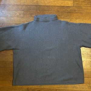 Ann Taylor Women's Gray Turtleneck Sweater